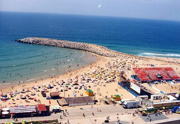 Rooms Near The Beach Espinho  Bagian luar foto